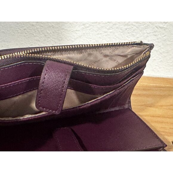 MICHAEL Michael Kors Adele Leather Smartphone Wallet - Picture 9 of 10